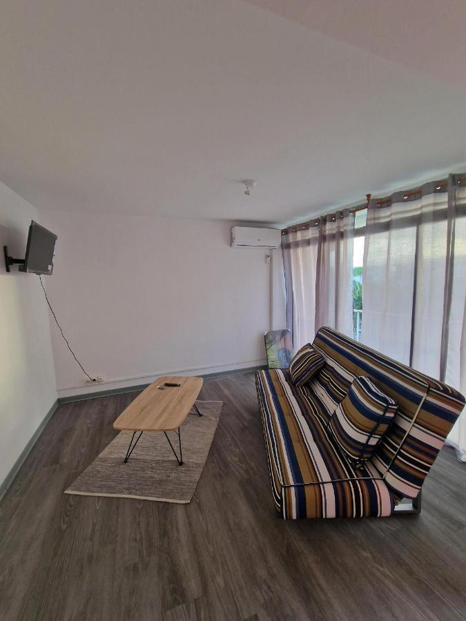 Front Cathedrale Pointe A Pitre Apartment Ngoại thất bức ảnh
