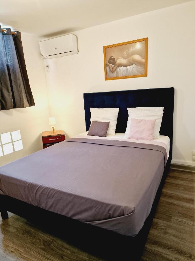 Front Cathedrale Pointe A Pitre Apartment Ngoại thất bức ảnh