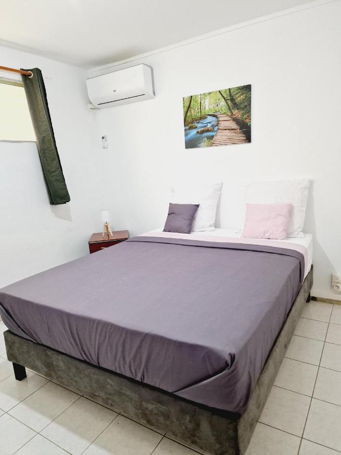 Front Cathedrale Pointe A Pitre Apartment Ngoại thất bức ảnh